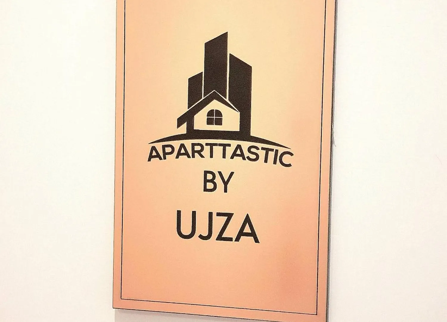 Aparttastic - Apartment By Ujza Tirana