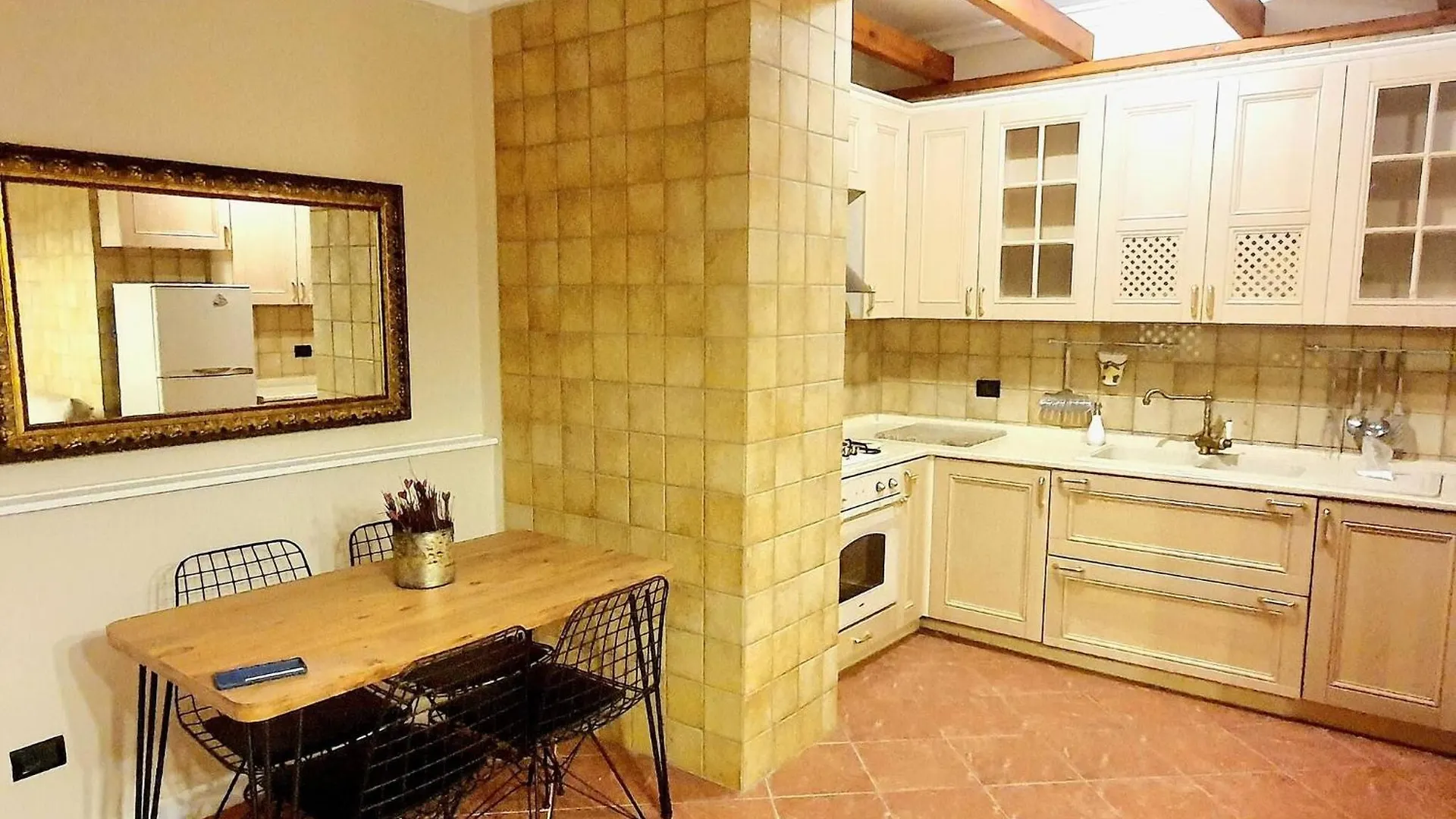 Aparttastic - Apartment By Ujza Tirana 0*,  Albania