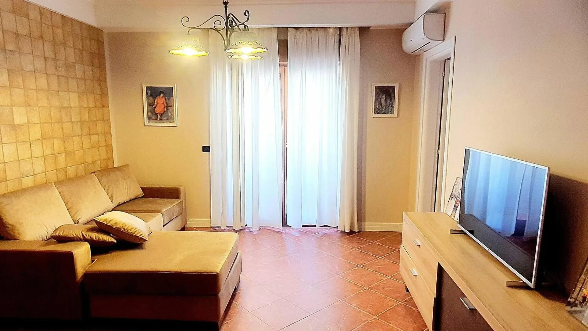 Aparttastic - Apartment By Ujza Tirana
